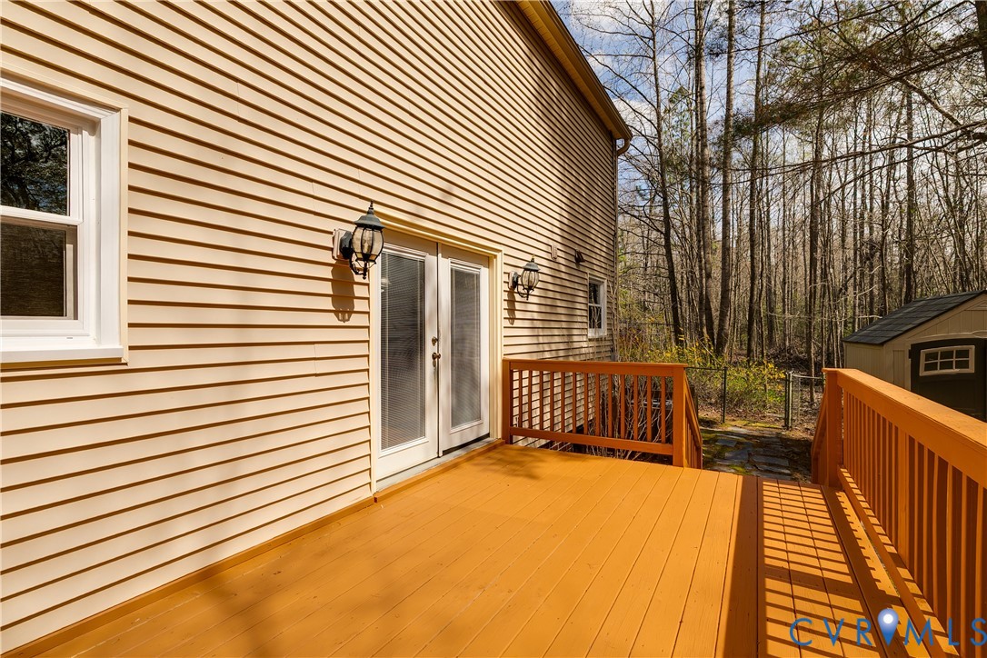501 Rustic Dr