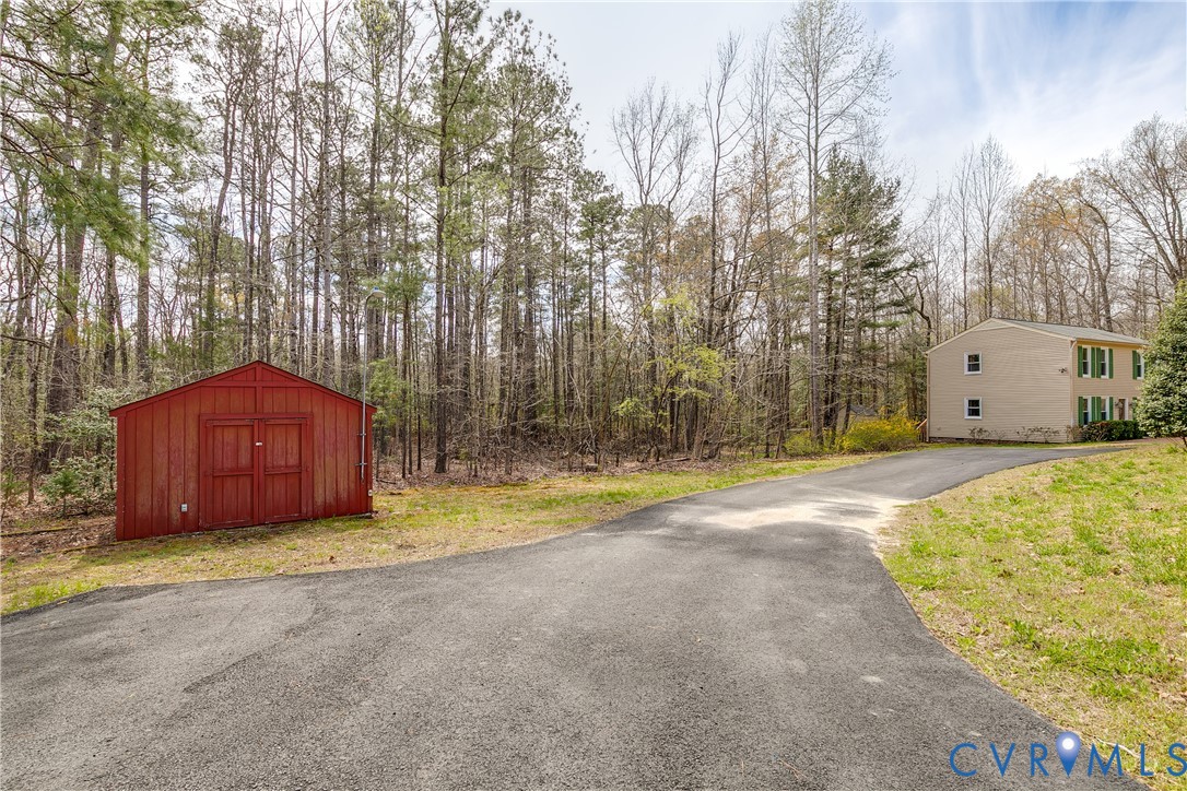 501 Rustic Dr