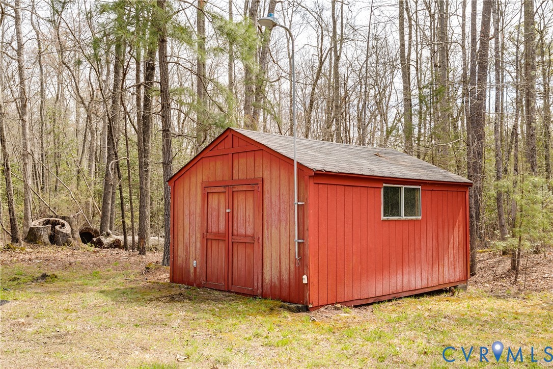 501 Rustic Dr