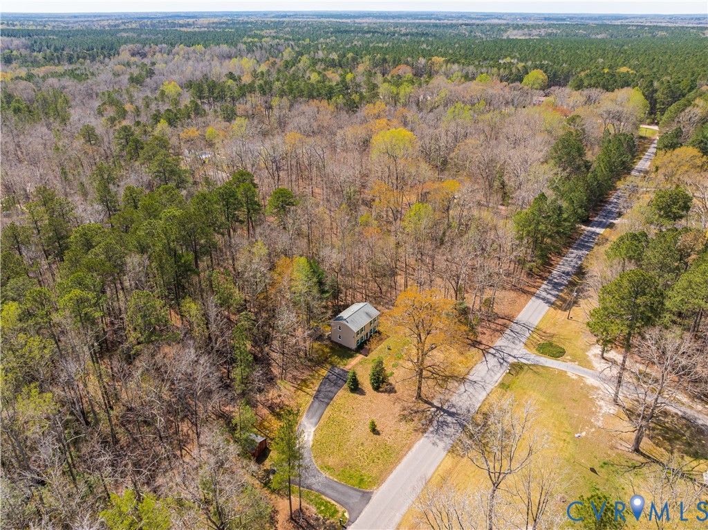 501 Rustic Dr