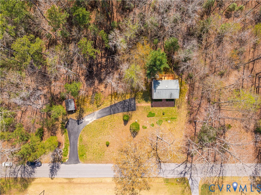 501 Rustic Dr