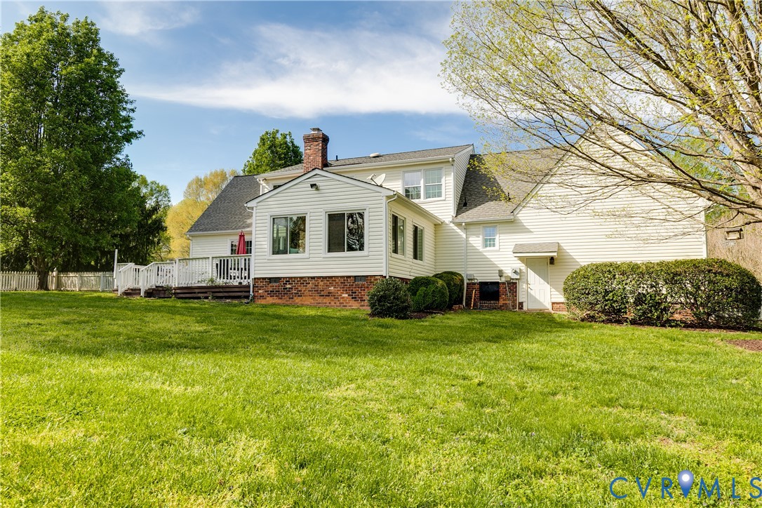 561 Fords Rd