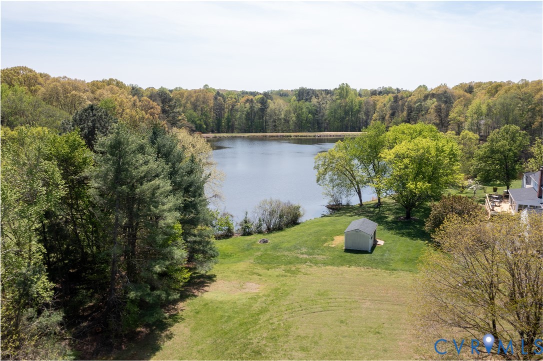 561 Fords Rd