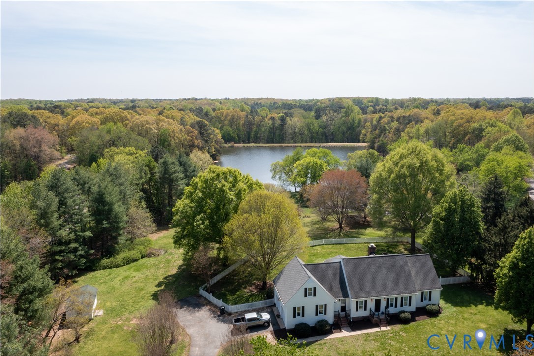 561 Fords Rd