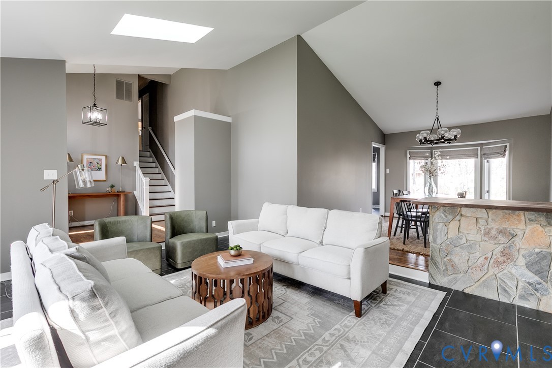 2100 Huguenot Springs Rd