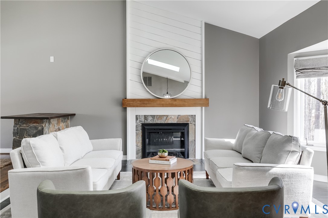 2100 Huguenot Springs Rd