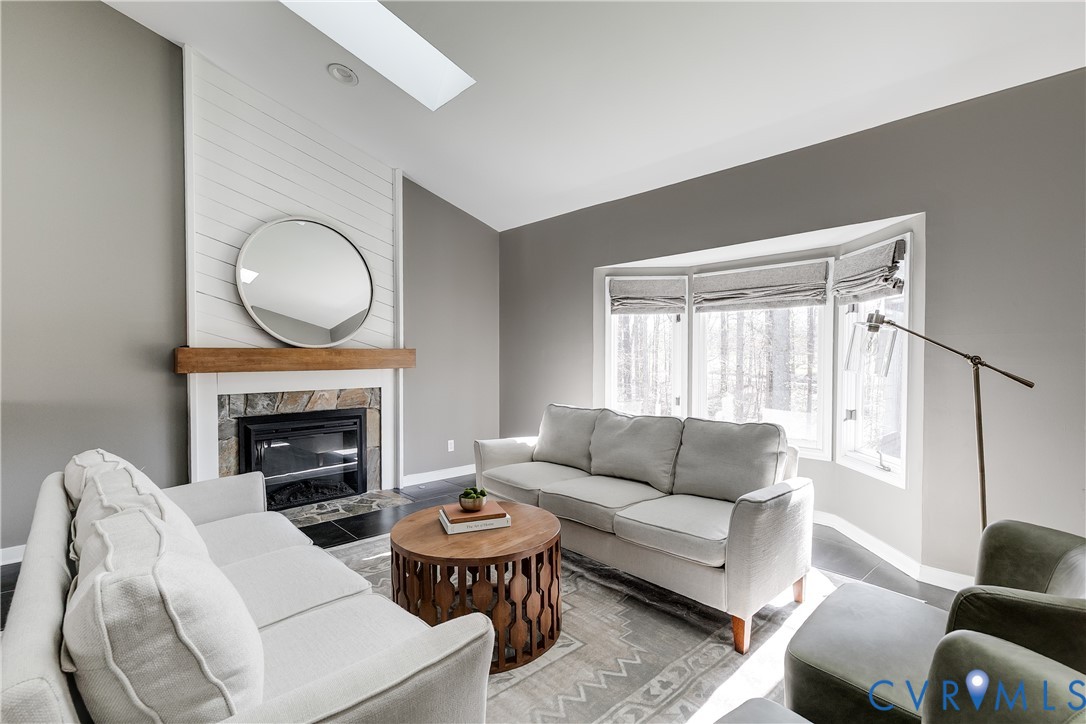 2100 Huguenot Springs Rd