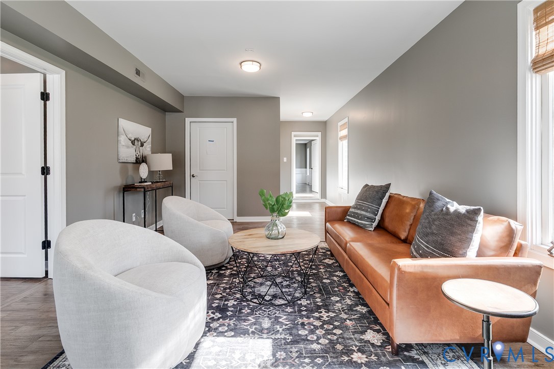 2100 Huguenot Springs Rd