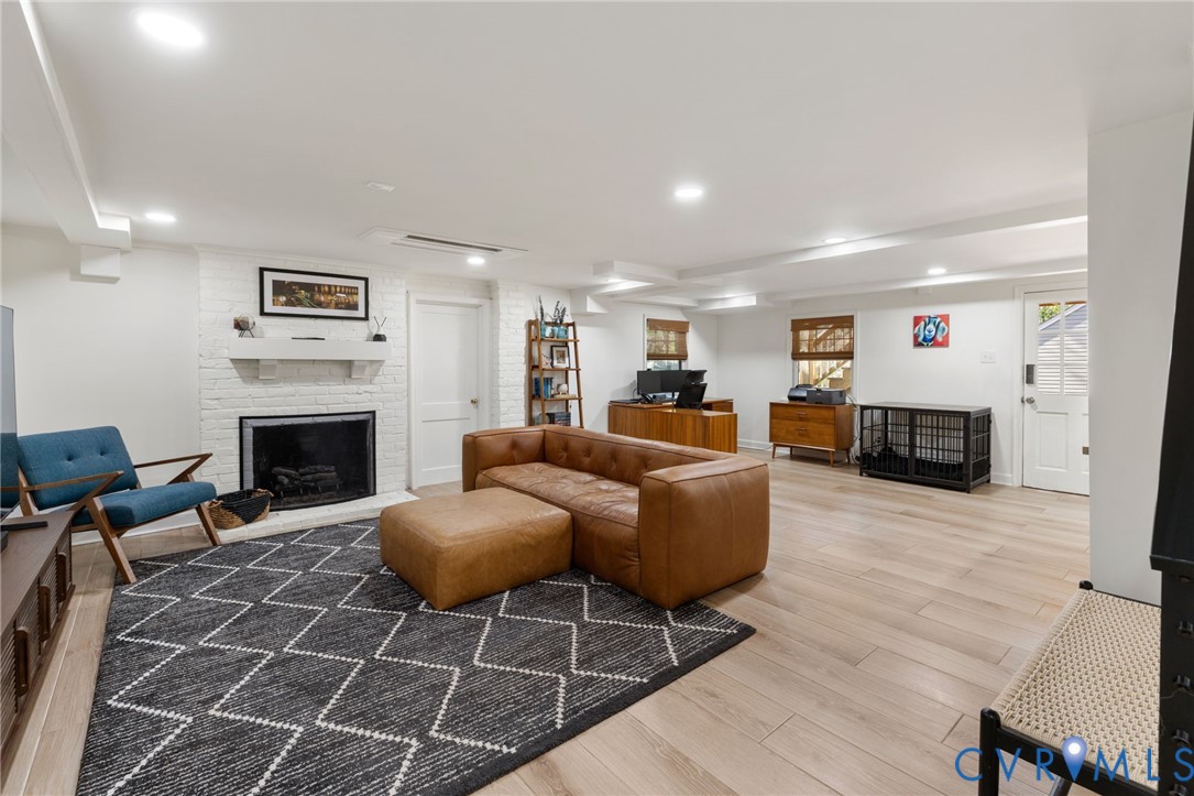 5406 Dorchester Rd