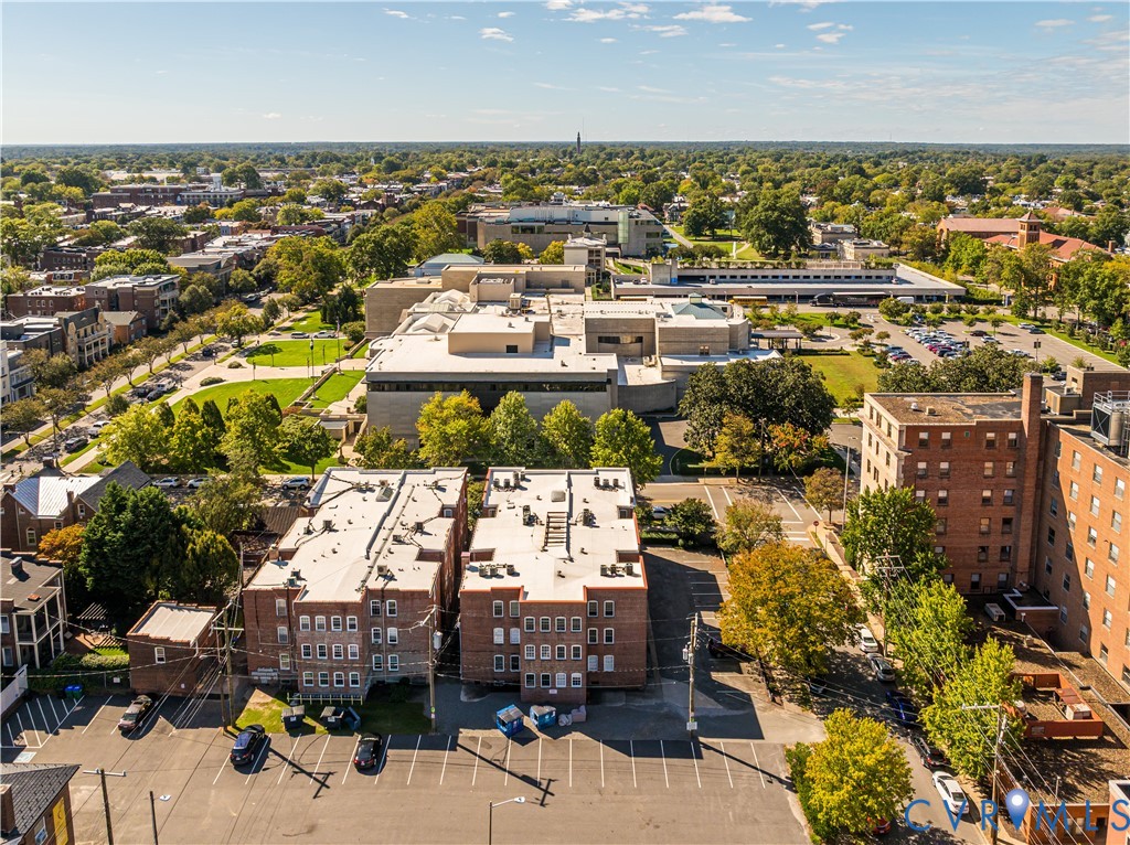 2814 Kensington Ave Unit#U18