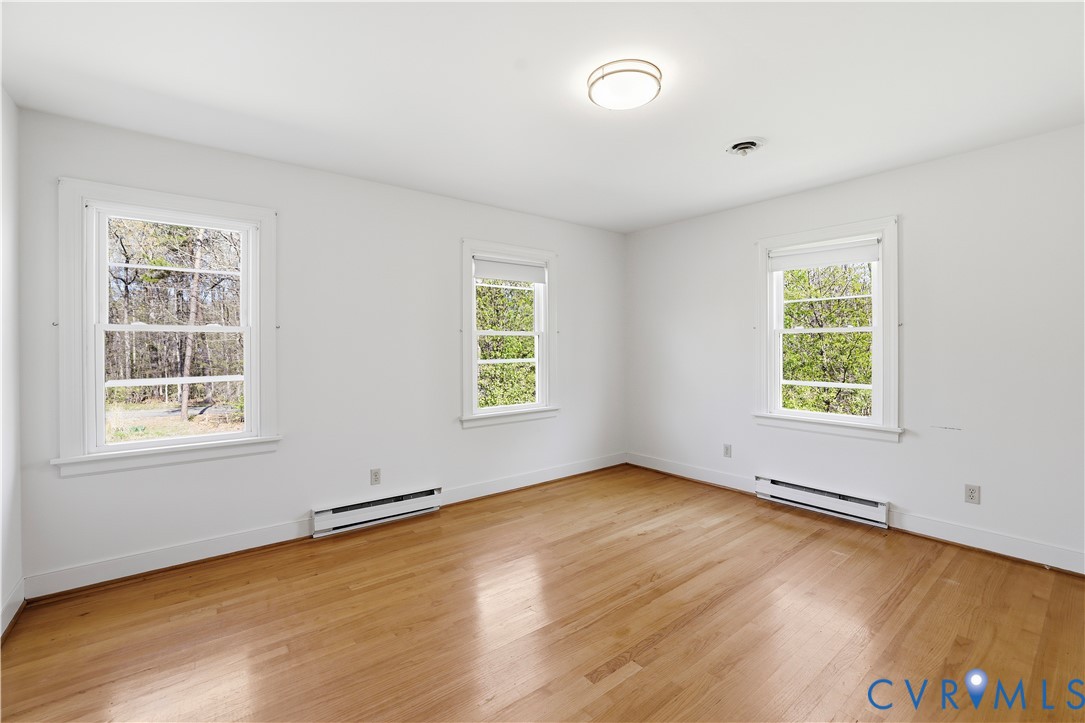 11352 Rockville Rd