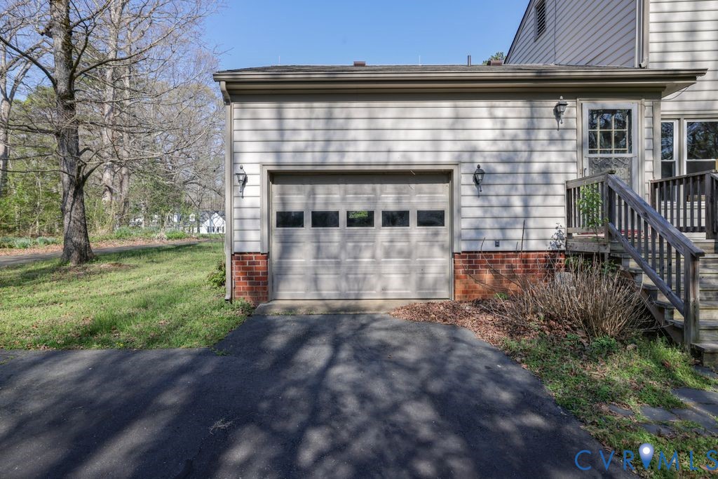 11352 Rockville Rd