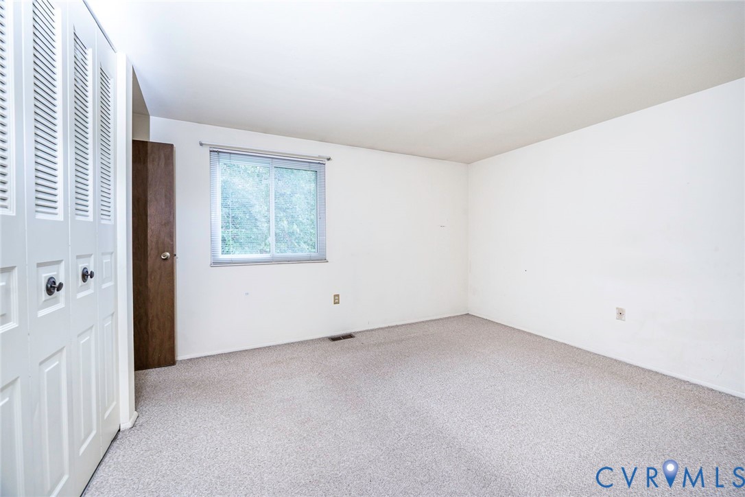6203 Elmshadow Ct