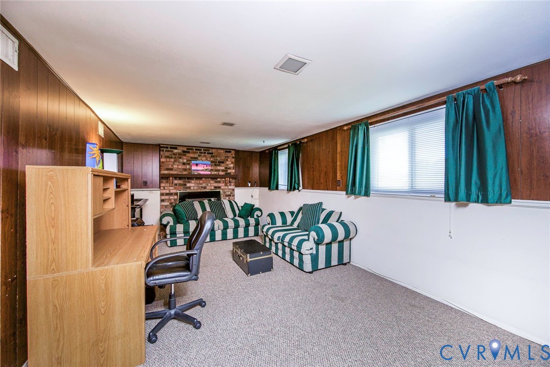 6203 Elmshadow Ct