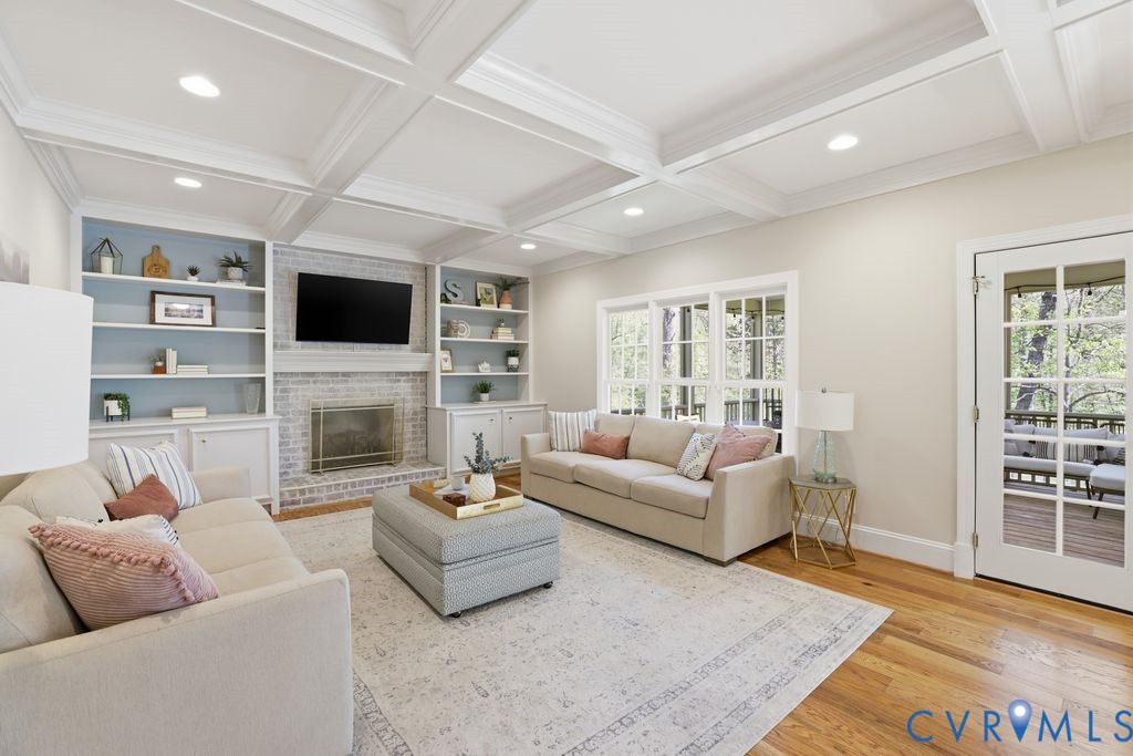 2 Dover Pl