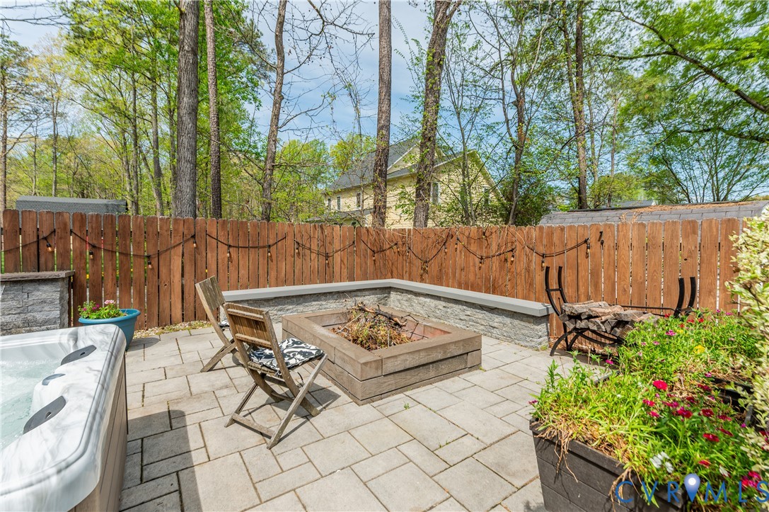 2508 Brookstone Ln