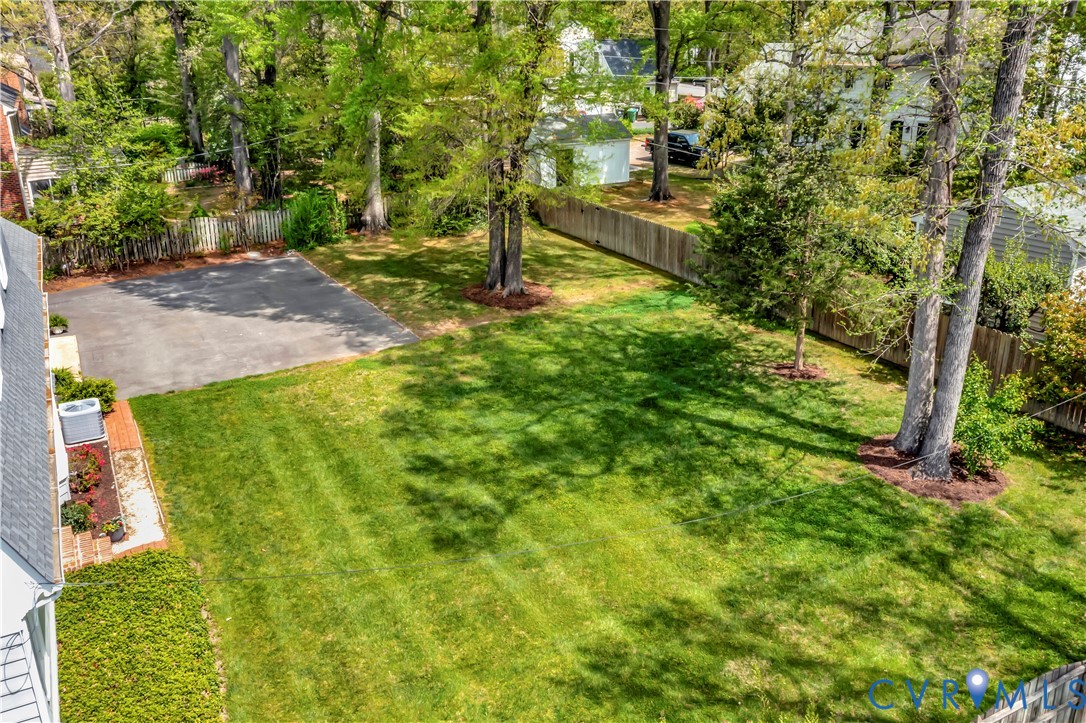 1605 Hearthglow Ln