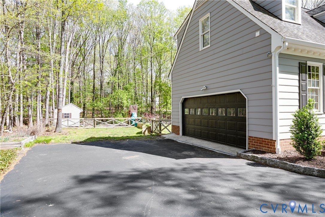2321 Olde Stone Rd