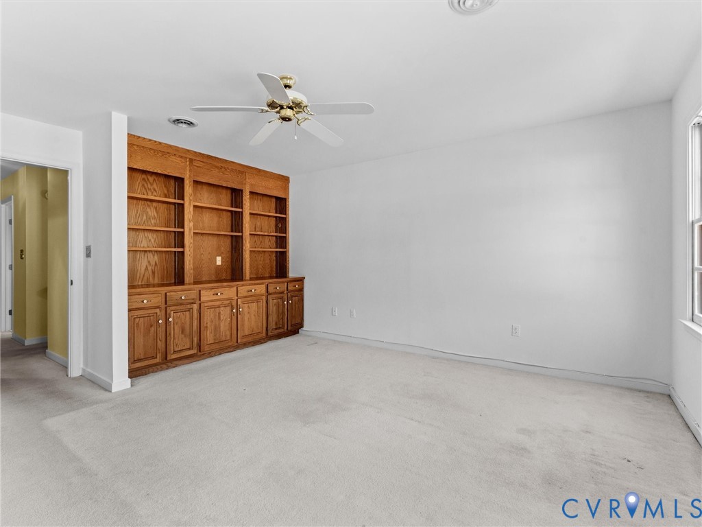 1115 Fort Hayes Dr