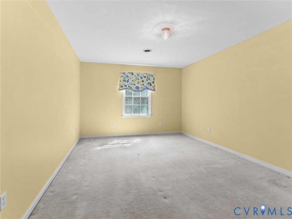 1115 Fort Hayes Dr