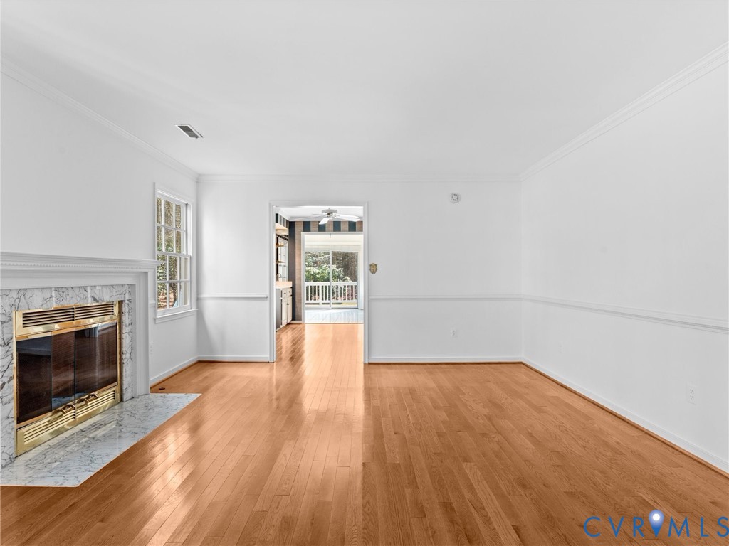 1115 Fort Hayes Dr