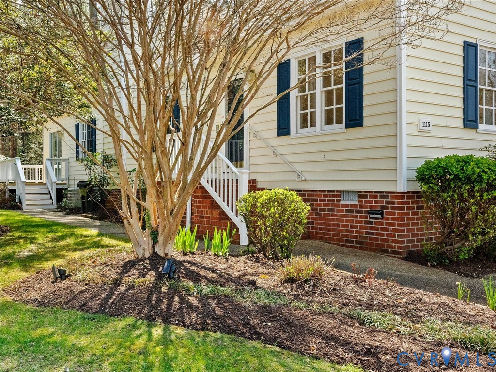 1115 Fort Hayes Dr