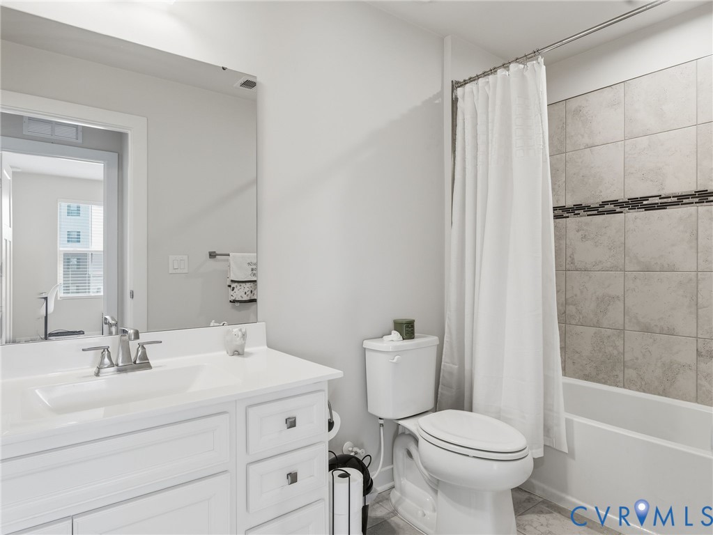 5844 Addison Gate Dr