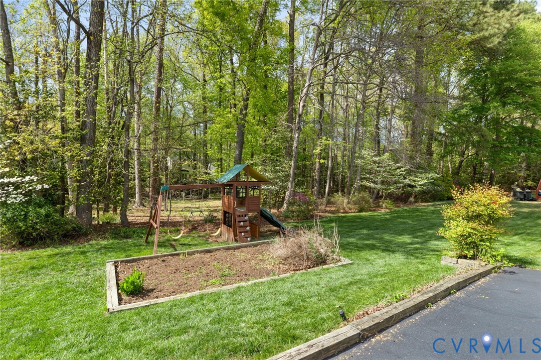 5704 Grove Forest Rd