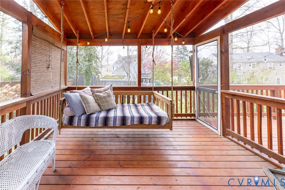 11317 Lady Slipper Ln