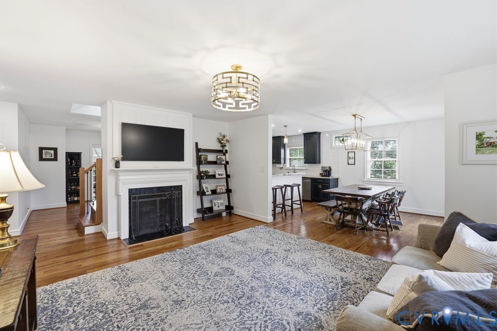 4400 S Willetta Dr