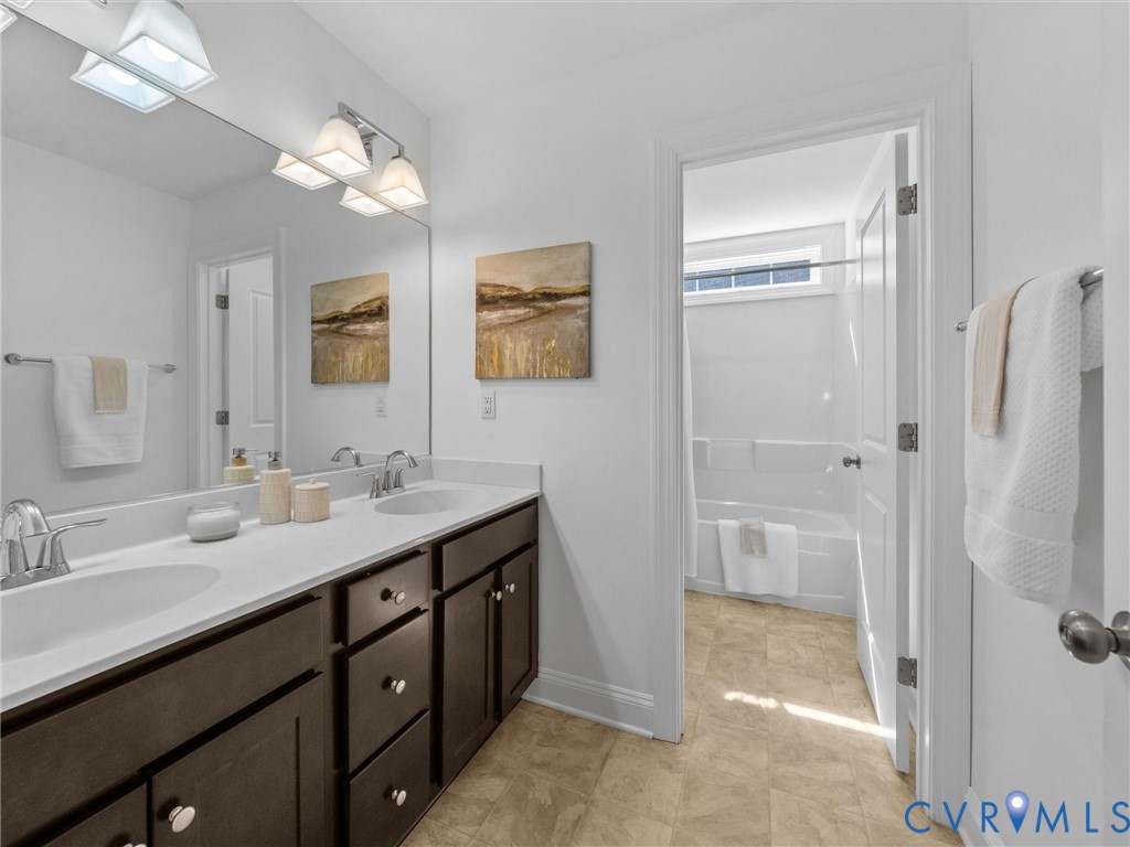 12919 Broad Iron Ct