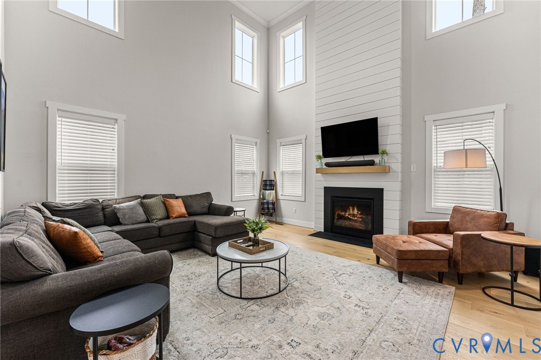3706 Enmore Pl