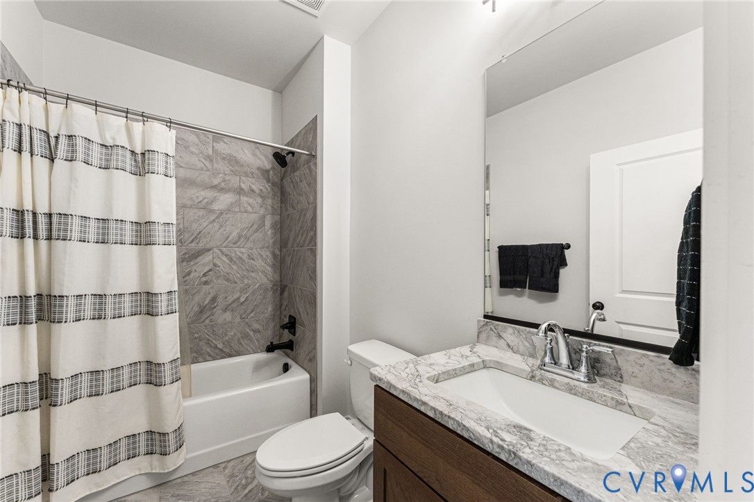 3706 Enmore Pl