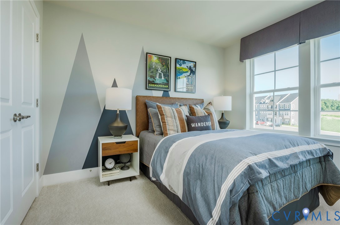 8725 Pioneer Hill Dr