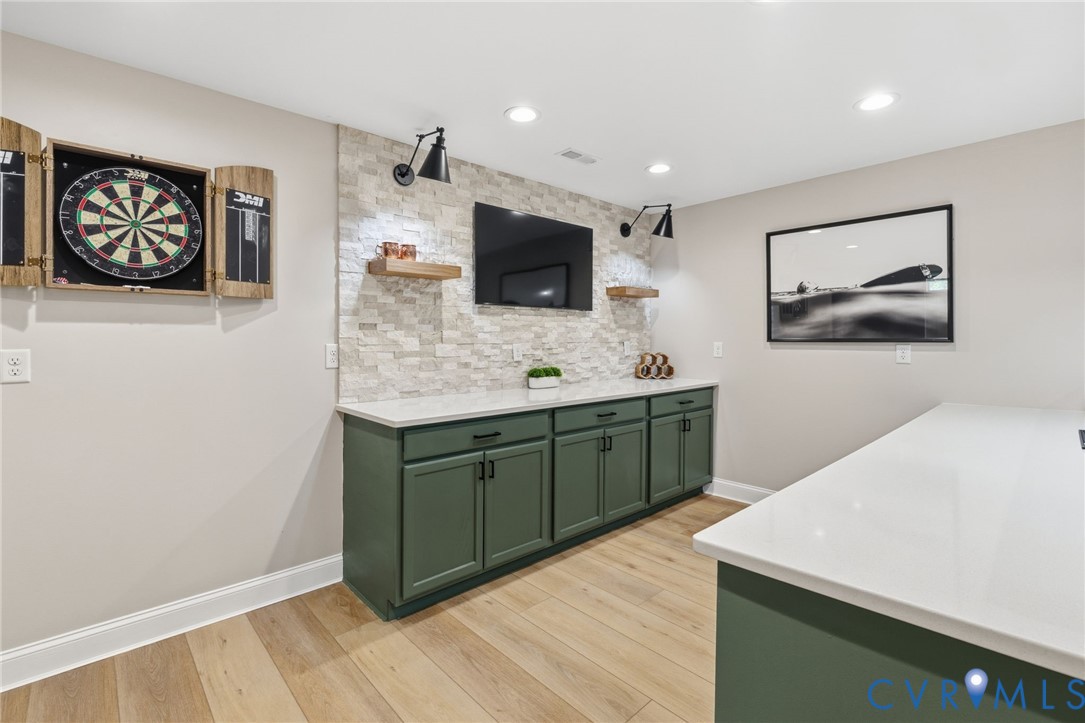 17818 Silverthread Ter