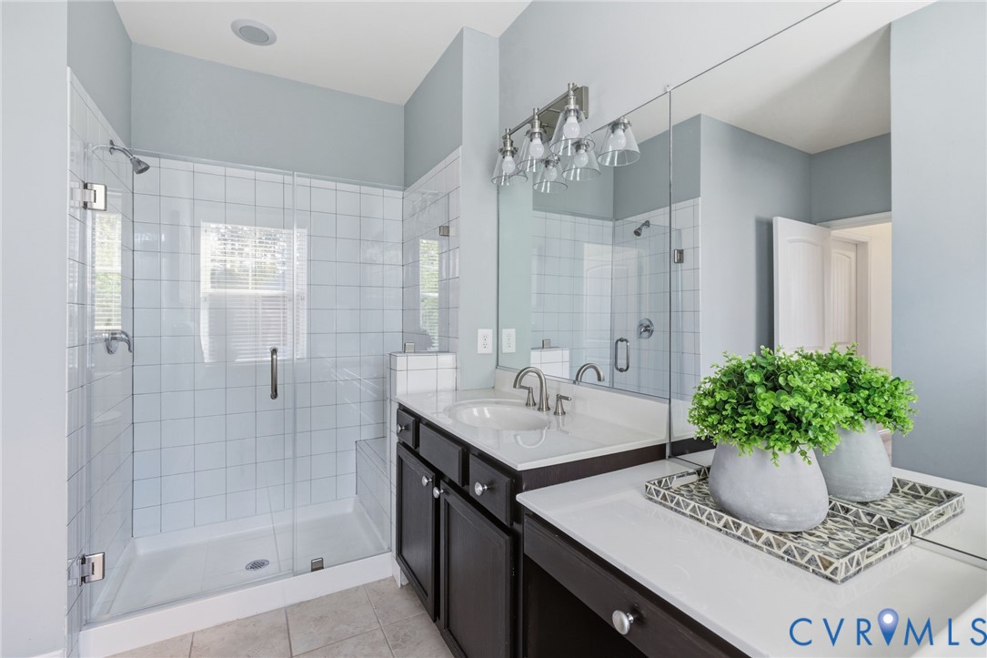 17818 Silverthread Ter