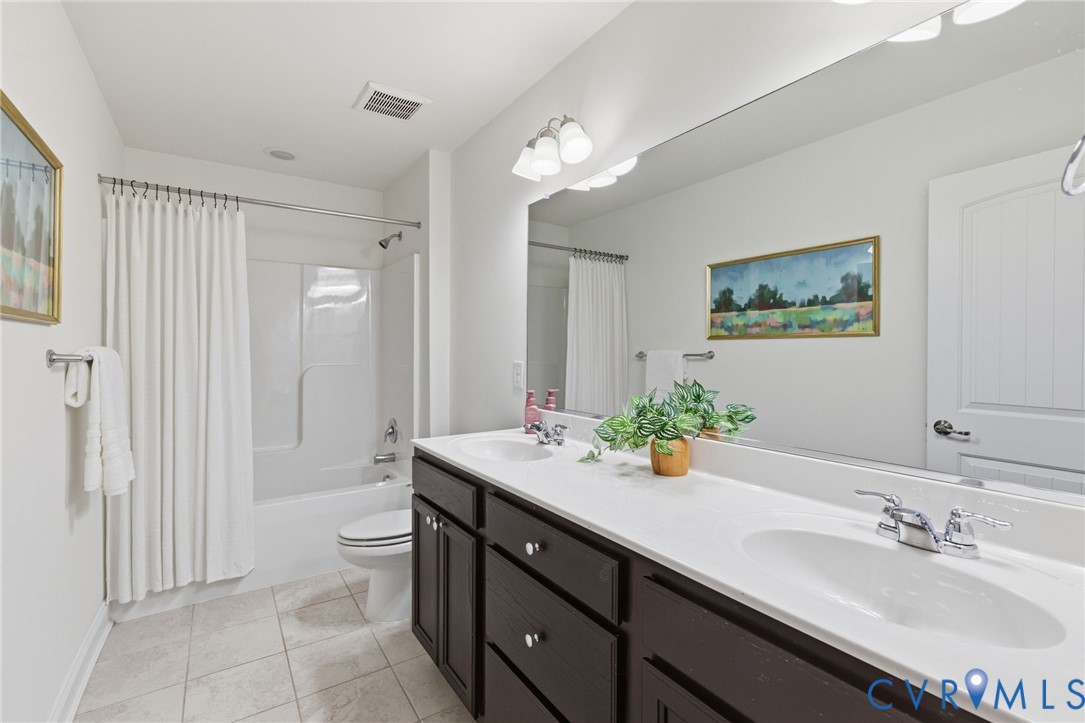 17818 Silverthread Ter