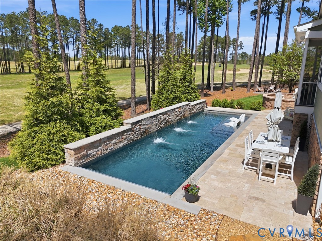 17818 Silverthread Ter