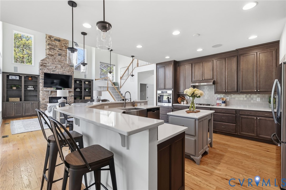 17818 Silverthread Ter