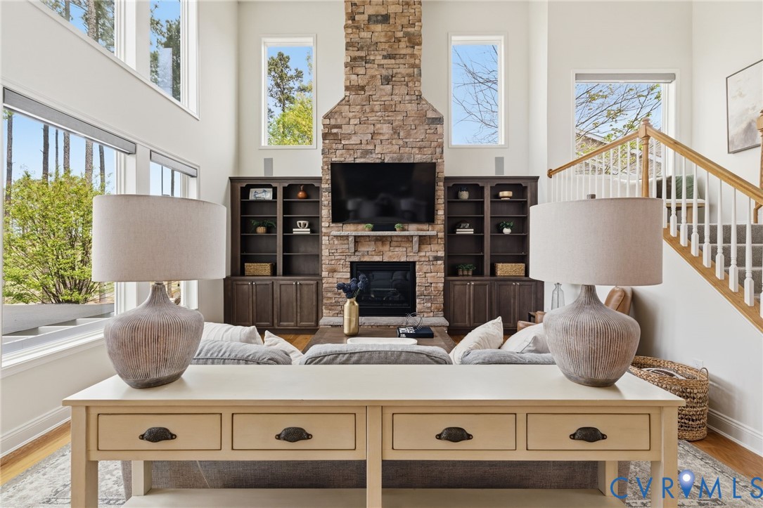 17818 Silverthread Ter