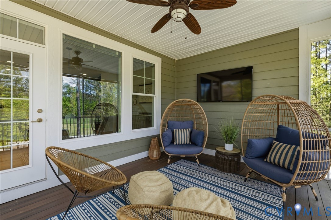 17818 Silverthread Ter