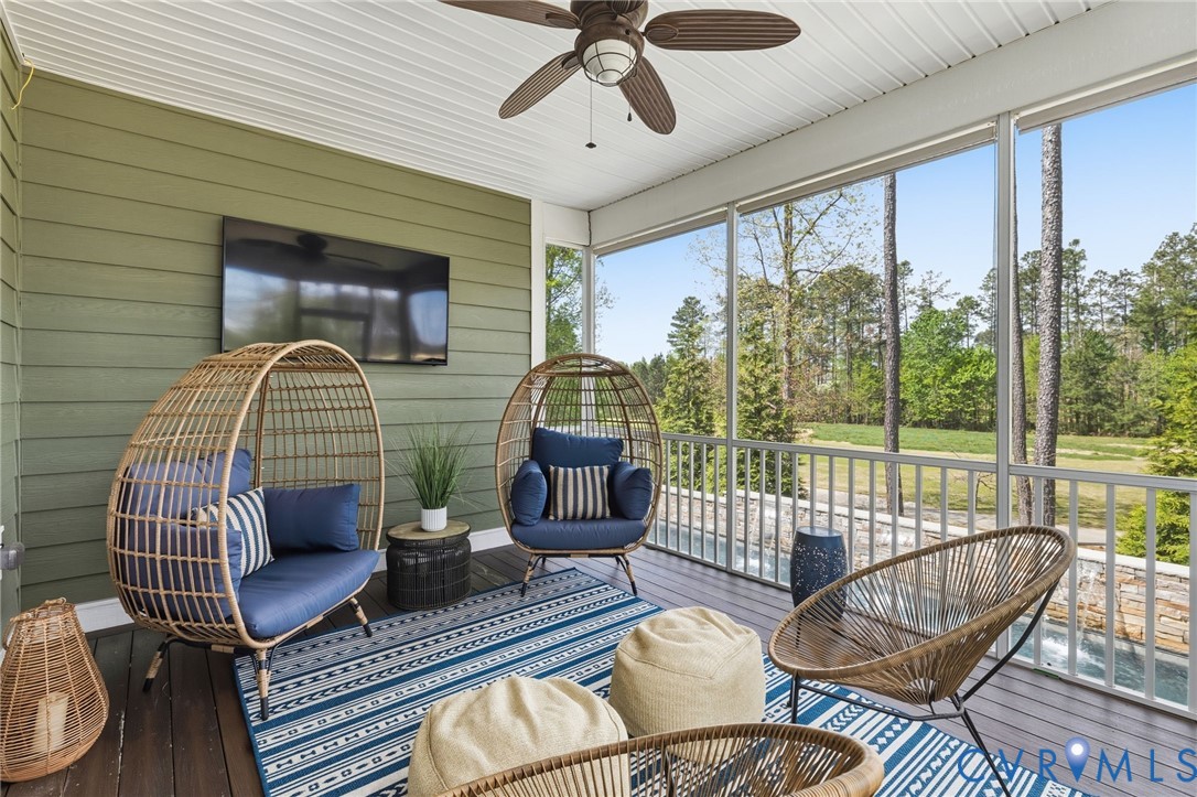 17818 Silverthread Ter