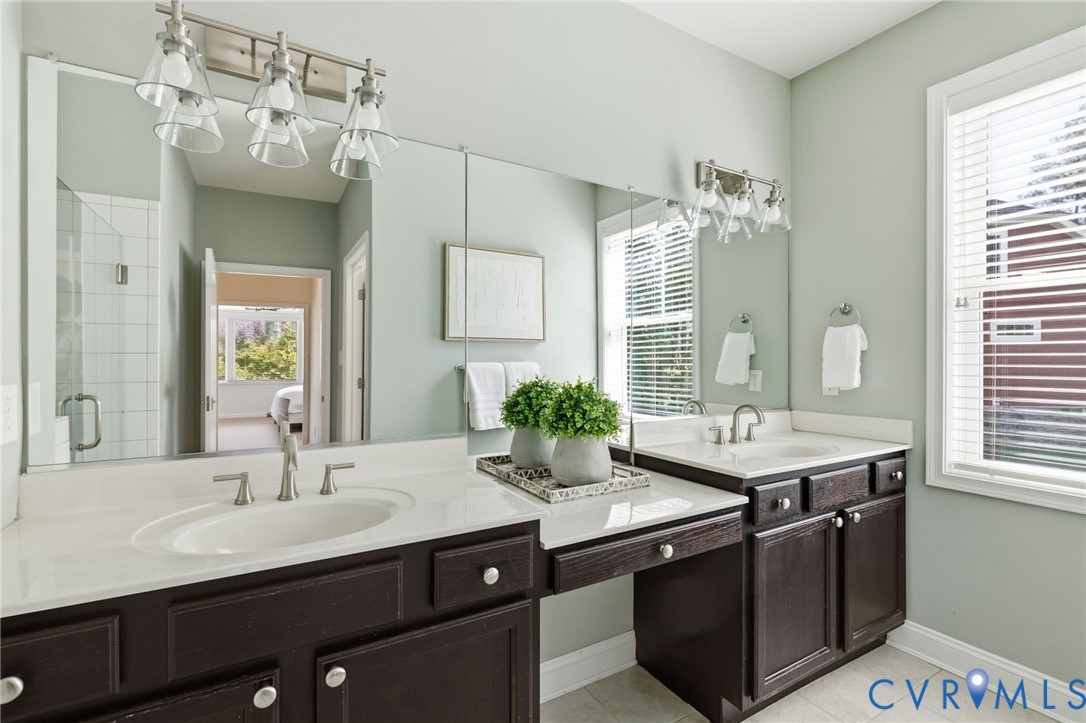 17818 Silverthread Ter