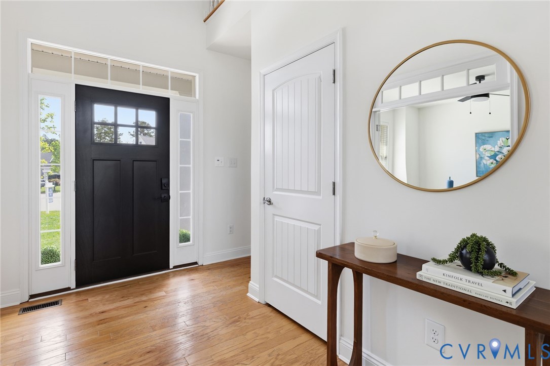 17818 Silverthread Ter