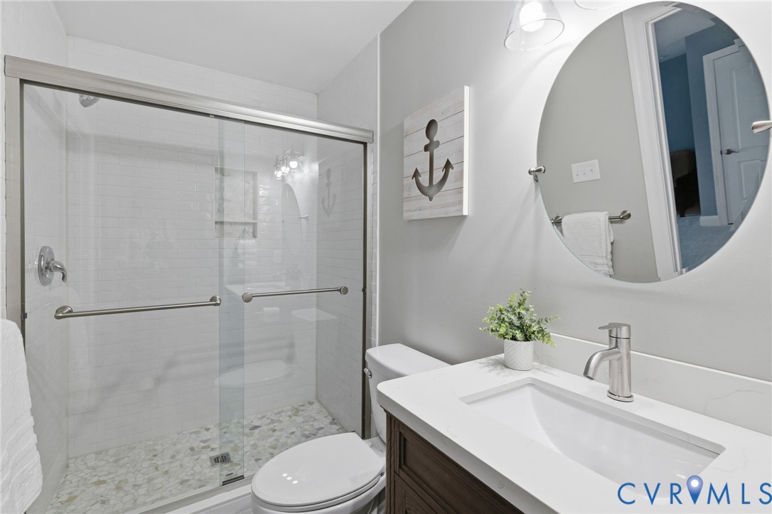 17818 Silverthread Ter