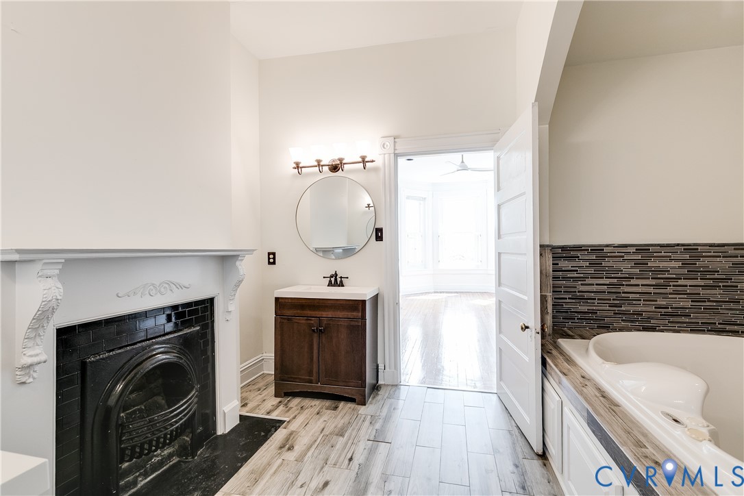 308 N Lombardy St