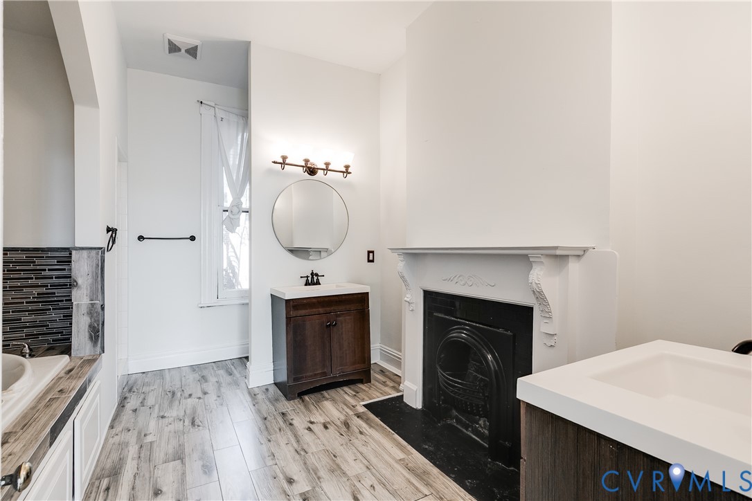 308 N Lombardy St