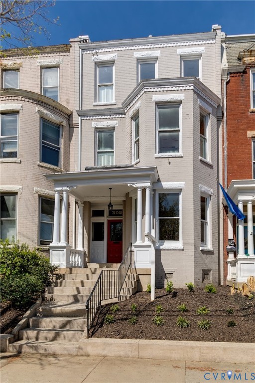 308 N Lombardy St