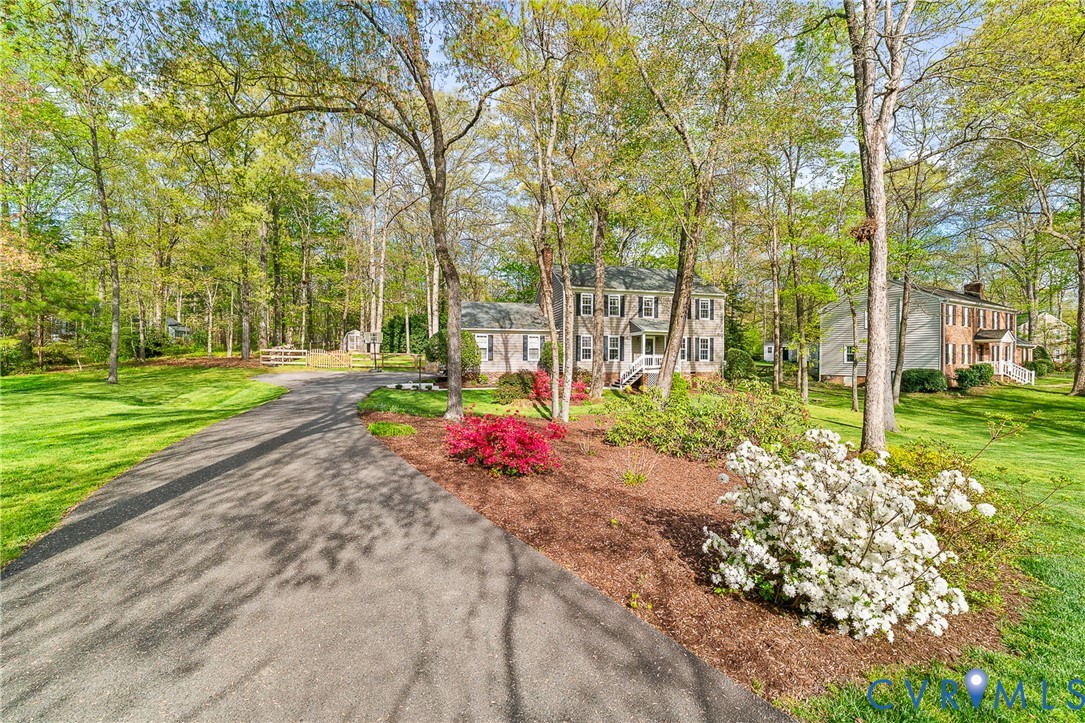1013 Castle Hollow Rd
