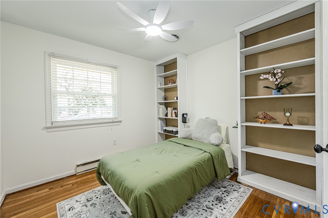 1607 Winding Way